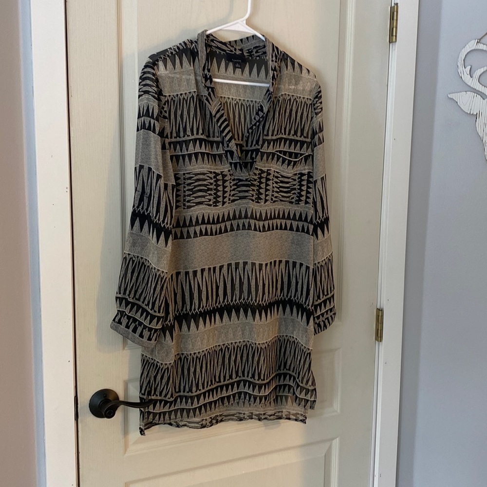 Sheer long blouse in tribal print